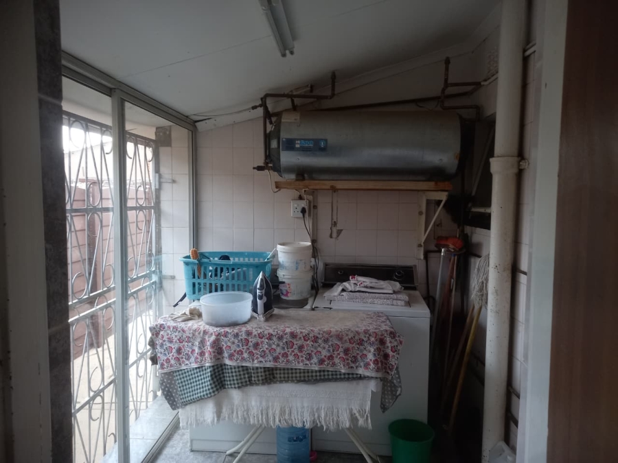 4 Bedroom Property for Sale in Manzil Park North West